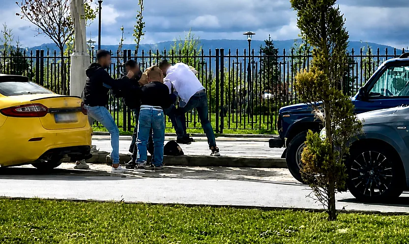 Malatya'da Çevreyolu Kilitlendi! Öfkeli Sürücüleri Polis Güçlükle Ayırdı