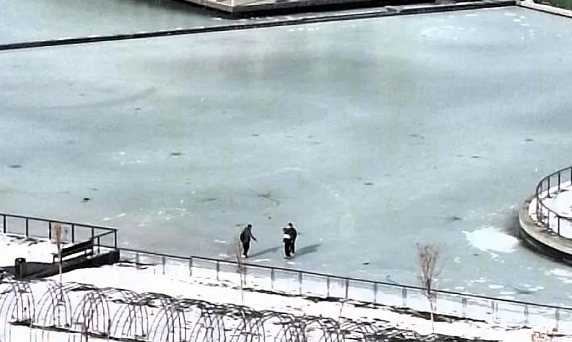Malatya'da Dondurucu Soğuktan Yapay Gölet Buz Tuttu