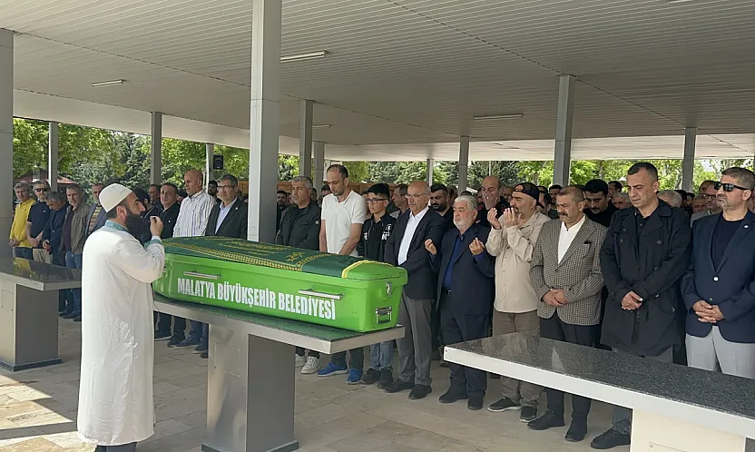 Malatya'da Dulcan Ailesinin Acı Günü !Baba Abdulvahap Dulcan Son Yolculuğuna Uğurlandı