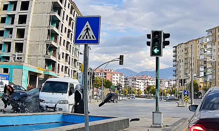 Malatya'da İki Kadın Ölümden Saniyelerle Kurtuldu!