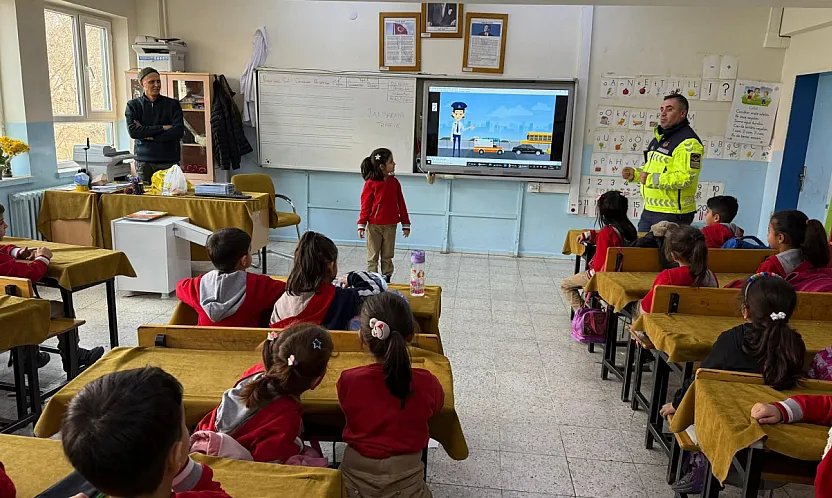 Malatya'da İlkokul Öğrencilerine Uygulamalı Trafik Bilinci Semineri