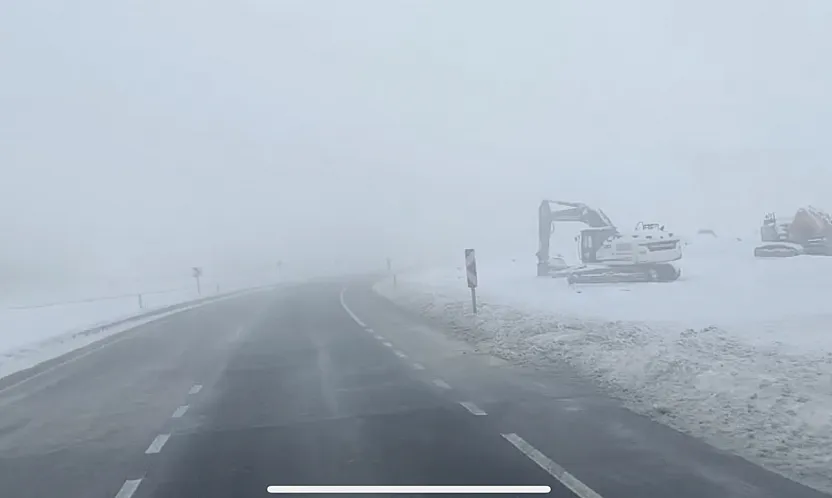 Malatya'da Kar ve Tipi O Yolları Kapattı