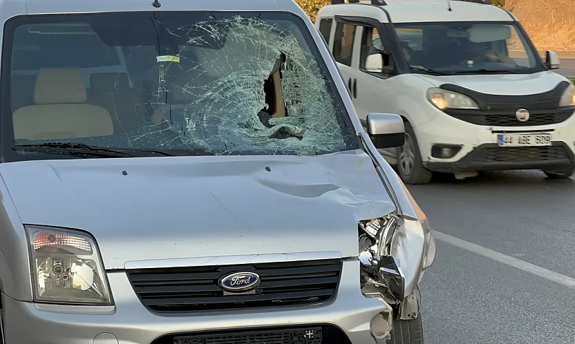 Malatya'da Kaza! Hafif Ticari Aracın Çarptığı Kadından Acı Haber