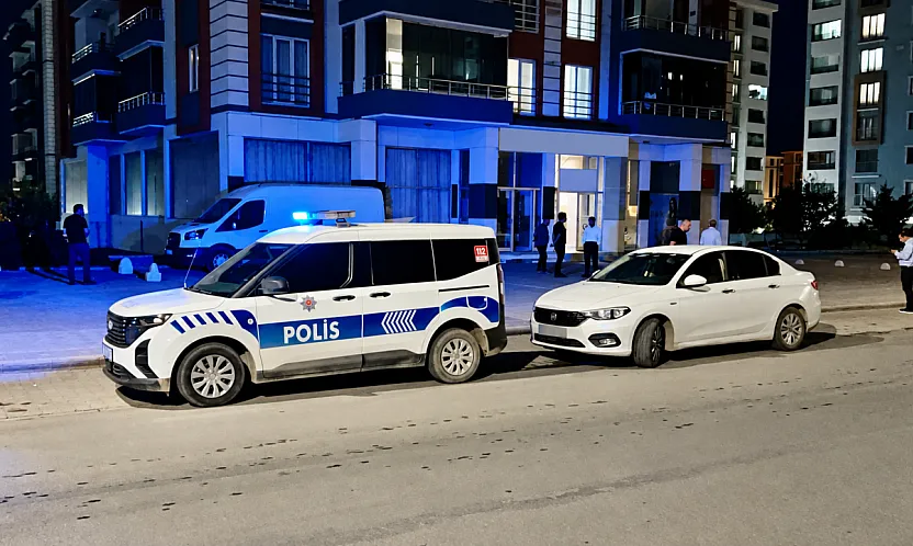 Malatya'da Motosikletle Geldiler, Pompalı Tüfekle Ateş Açtılar!