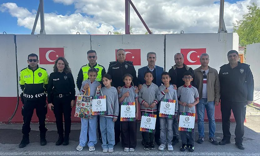 Malatya'da Öğrenciler Emniyet Kemeri Simülasyonuna Girdi!
