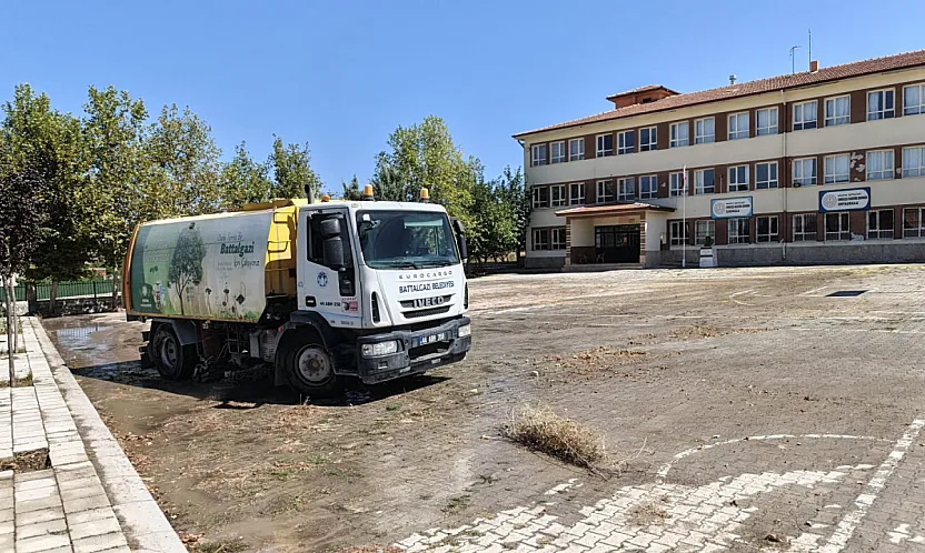 Malatya'da Öğrenciler İçin Okullarda Titiz Hazırlık!