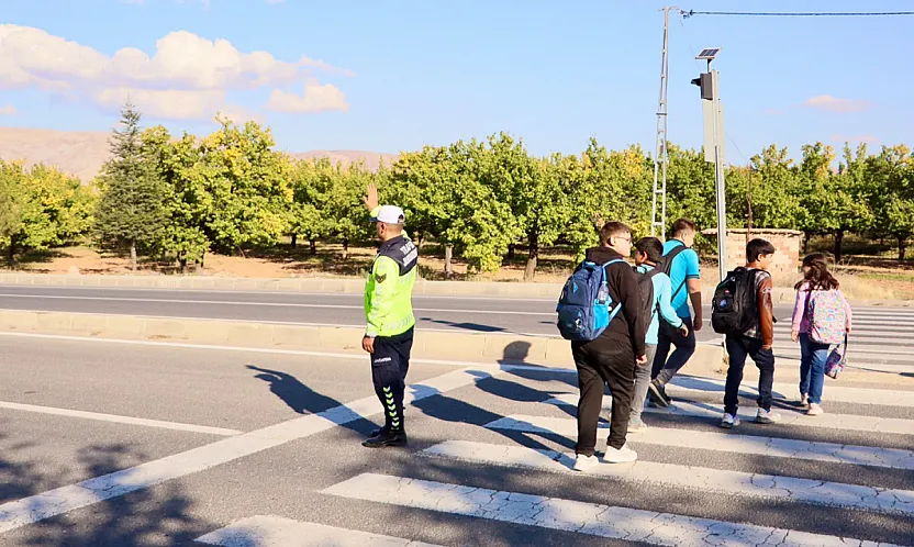 Malatya'da Okul Çevreleri Mercek Altında: Aileleri Sevindiren Karar
