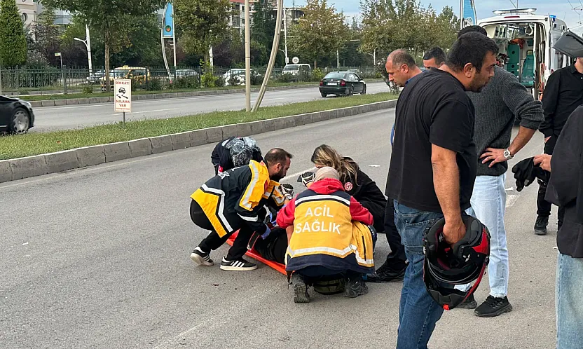 Malatya'da Otomobilin Biçtiği Motosiklet Metrelerce Sürüklendi!