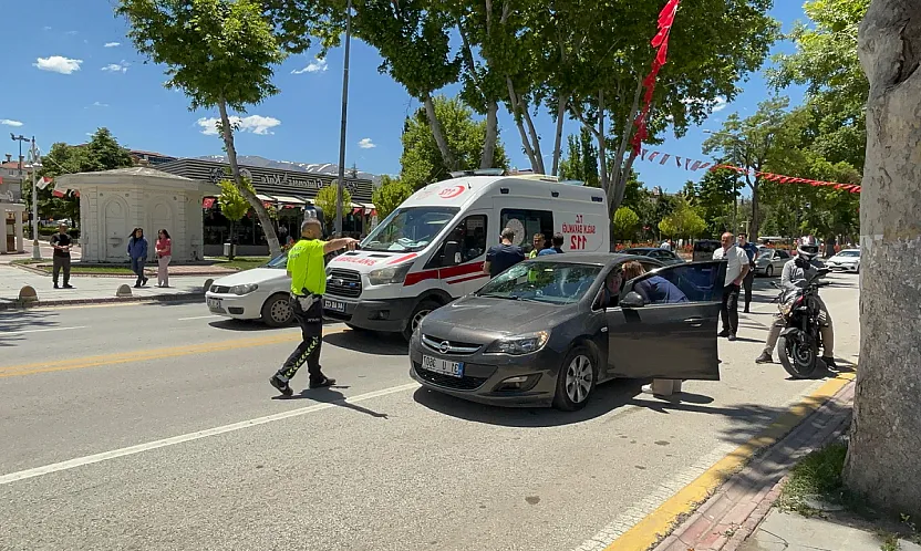 Malatya'da Otomobilin Çarptığı Yaşlı Adam Ağır Yaralandı