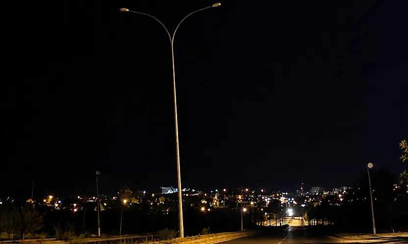Malatya'da Sürücülerin Tepki Gösterdiği Yol! Aydınlatma Sorunu Gündemde