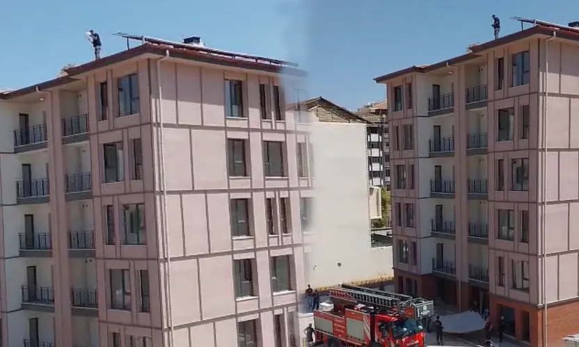 Malatya'da TOKİ Şantiyesinde Alacak Krizi! İşçi Çatıya Çıkarak Tepki Gösterdi