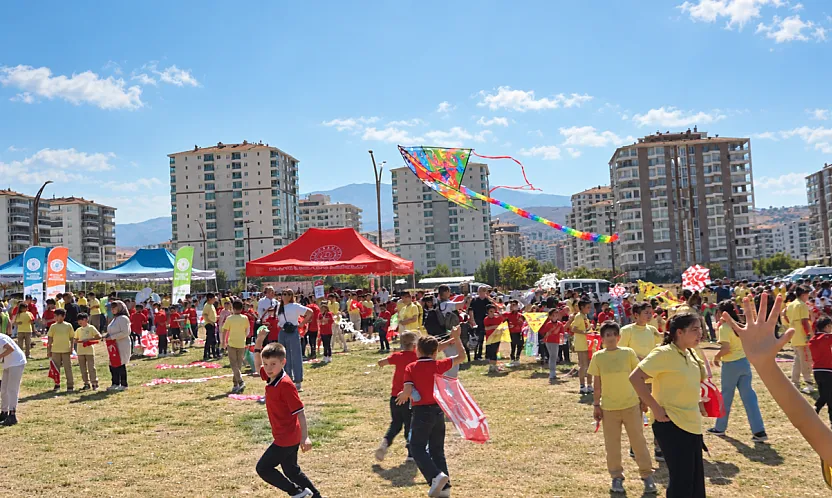 Malatya'da Uçurtmalar Bu Kez Gazze İçin Havalandı!