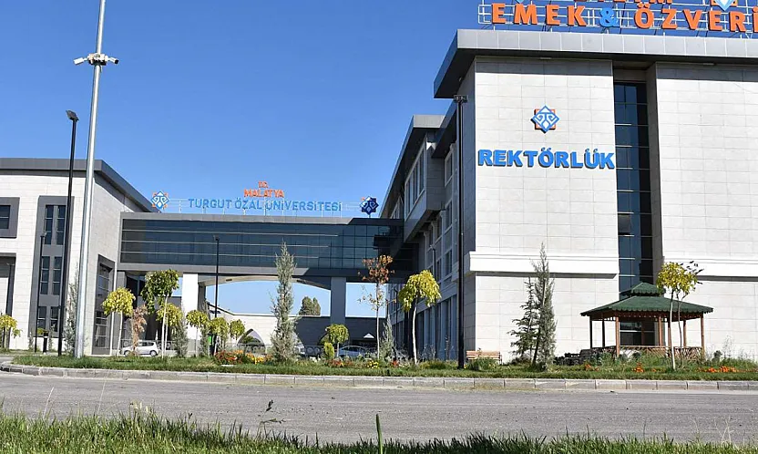 Malatya'da Üniversitede Şok Görüntü! Yavru Köpeklere Katliam İddiası!