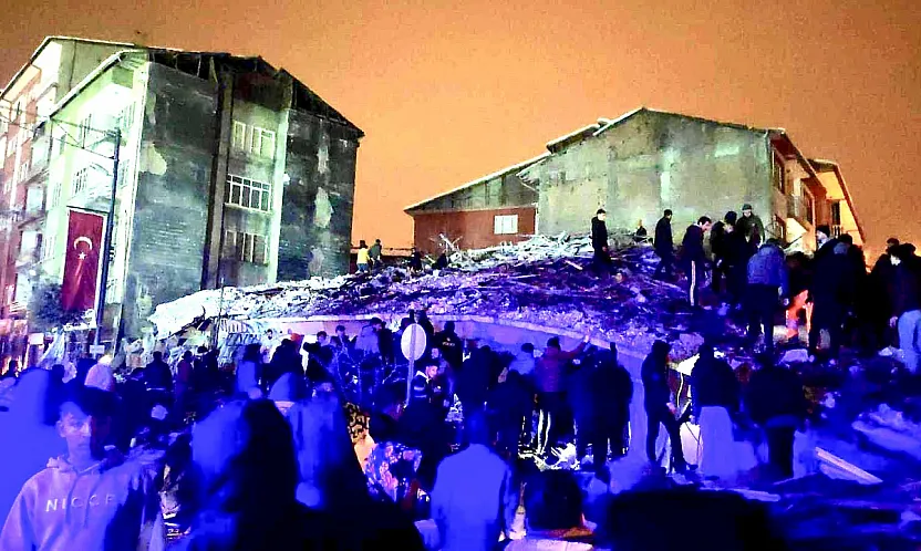 Malatya'daki İdris Efendi Apartmanı Davasında Karar! Belediye Görevlilerine Hapis Cezası