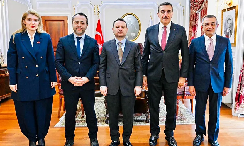 Malatya Ekonomisine Can Suyu! Ölmeztoprak'tan Kayısı ve Süt Üreticisine Müjdeli Haber