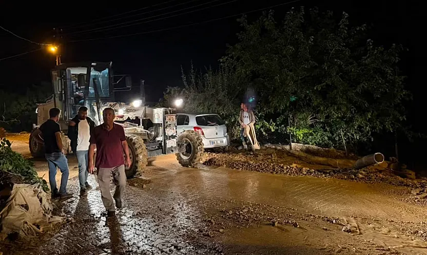Malatya Hekimhan'da Sel Sonrası Seferberlik! Devletin Tüm Ekipleri Sahada