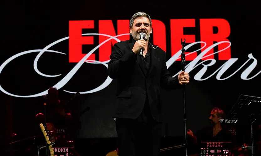 Malatya Kayısı Festivali'nde Ender Balkır Coşkusu! Meydan Türkülerle Yankılandı