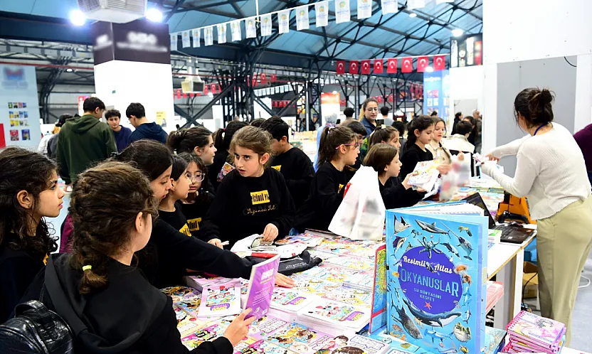 Malatya Kitap Fuarında Gençlere Okuma Çağrısı!
