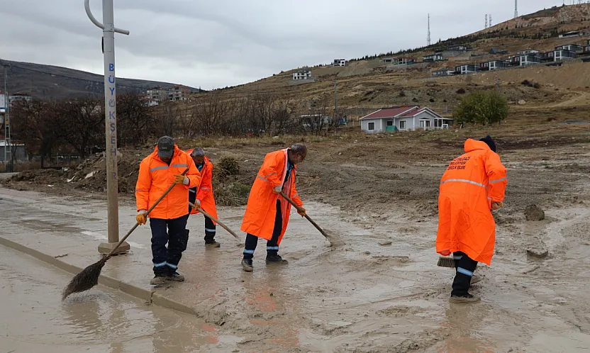 Malatya Pınarbaşı Göleti'nde Alarm!