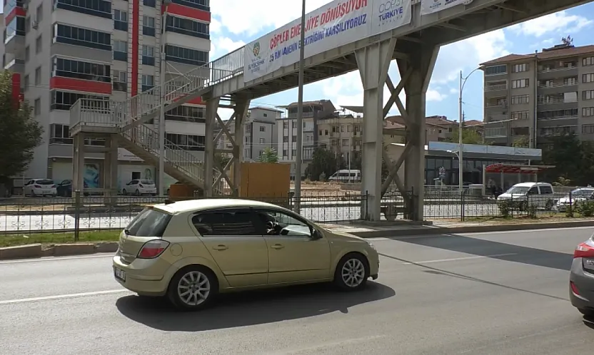 Malatya Tandoğan'da Üst Geçit Mağduriyeti Büyüyor!