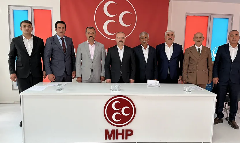 MHP Malatya'da Büyük Operasyon! 7 İlçe Başkanı Birden Değişti!
