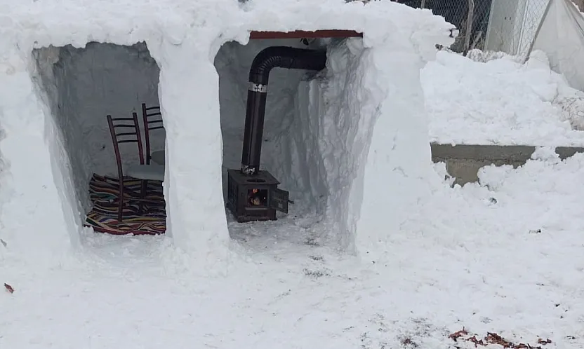 Mühendis Değil Fedakar Baba! Çocuklarına Yaptığı Sürpriz Görenleri Şaşırttı