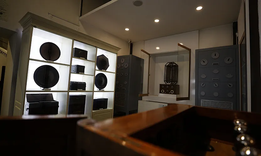 Nostaljiyi Yaşatan 106 Yıllık Radyo Malatya'da Sergileniyor