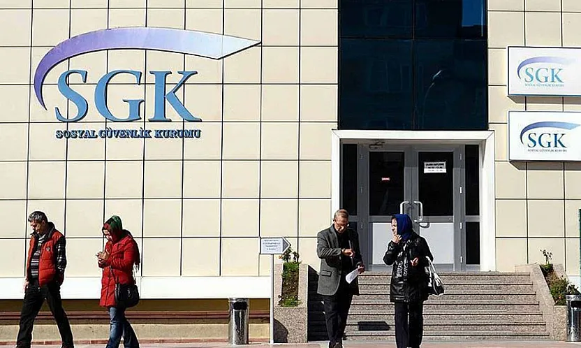 SGK'dan '650 Bin Kişinin Emekliliği İptal Edildi' İddiasına Yalanlama
