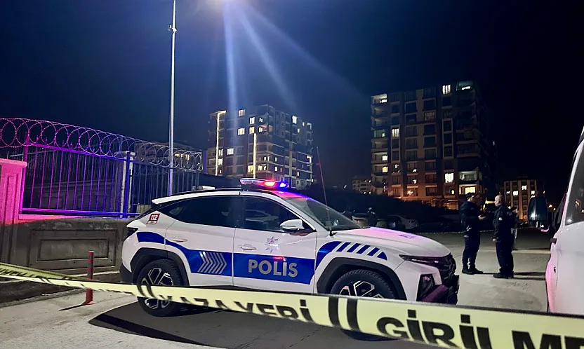 Silahlı Saldırı Sonrası Karakol Önünde Bıçaklı Çatışma