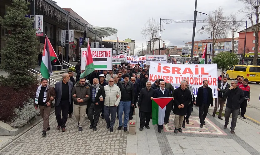 Sloganlar Bu Kez Malatya Sokaklarında Yükseldi: ABD ve İsrail Askerlerine Sert Tepki!