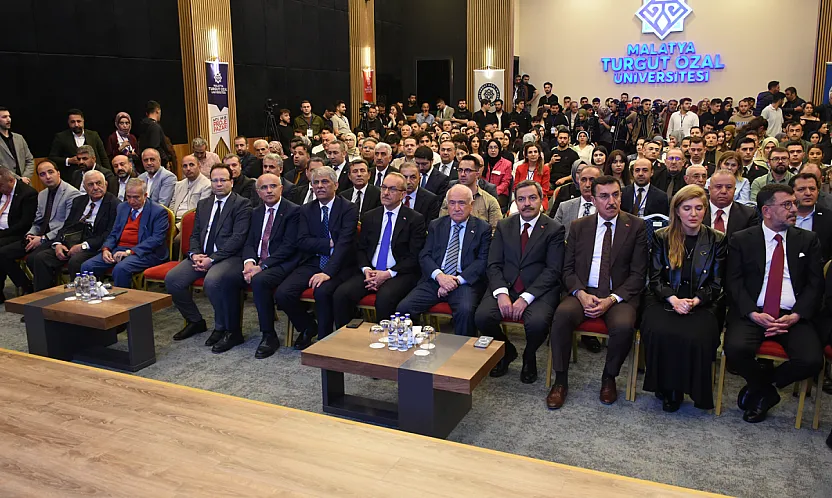 Turgut Özal Memleketi Malatya'da Anıldı!