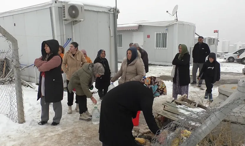 Umut Konteyner Kentte  Ortak Musluk Çilesi!