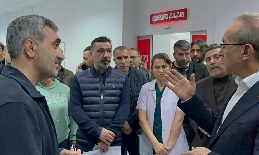 Vali Yavuz Otobüs Kazasındaki Ölü ve Yaralı Sayılarını Açıkladı