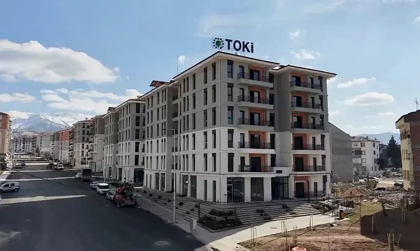 Vali Yavuz Zaviye Mahalle'sindeki Son Durumu Paylaştı!