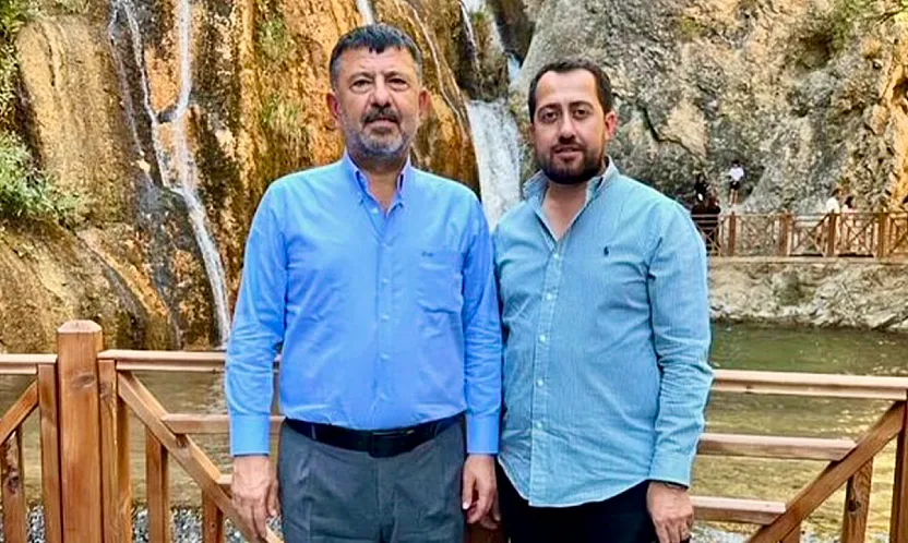 Veli Ağbaba'nın Makam Şoförü Tutuklandı!