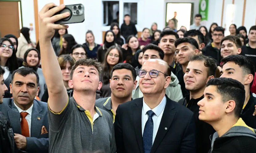 Yeşilyurt'ta Gençlik Buluşması: Emek Vermeden Başarı Hayaldir!