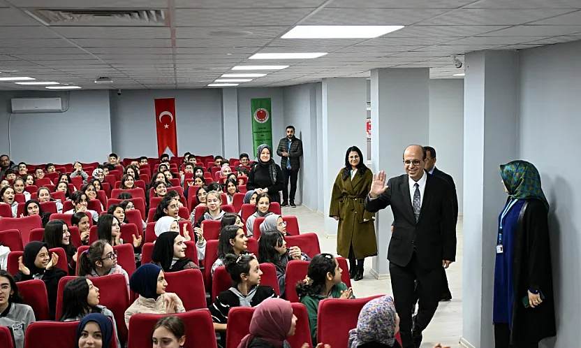 Yeşilyurt'ta 'Güvenli Nesil' Eğitimleri Başladı