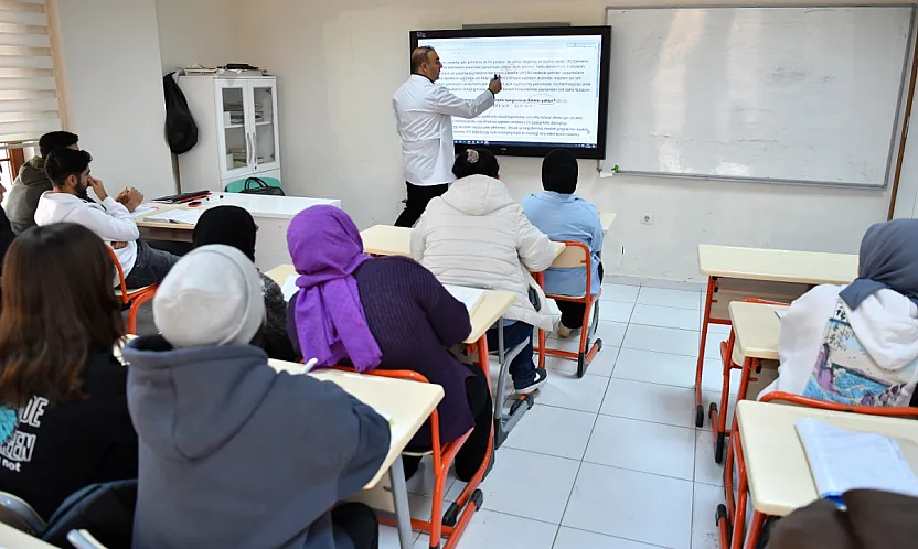 Yeşilyurt'ta Sınav Hazırlık Kursları Tamamen Ücretsiz Oldu!