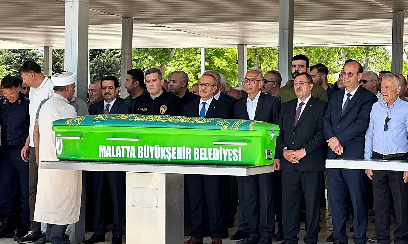 Zennure Çalık Malatya'da Son Yolculuğuna Uğurlandı!